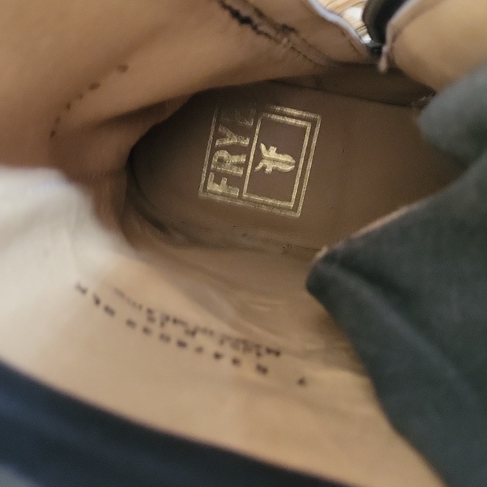 Frye  Black Zip-Up Boots WO's Size 7 EUC - Picture 10 of 12